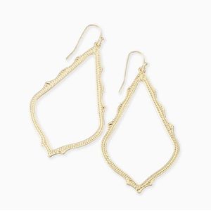Kendra Scott Sophee Drop Earrings in Gold